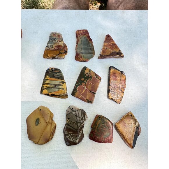 10 Pieces - Large natural Jasper Drilled Stones for Pendant - Picture 2 of 9